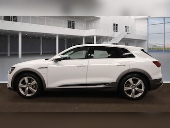 Used Audi e-tron 2020 for sale - 77372619: Photo