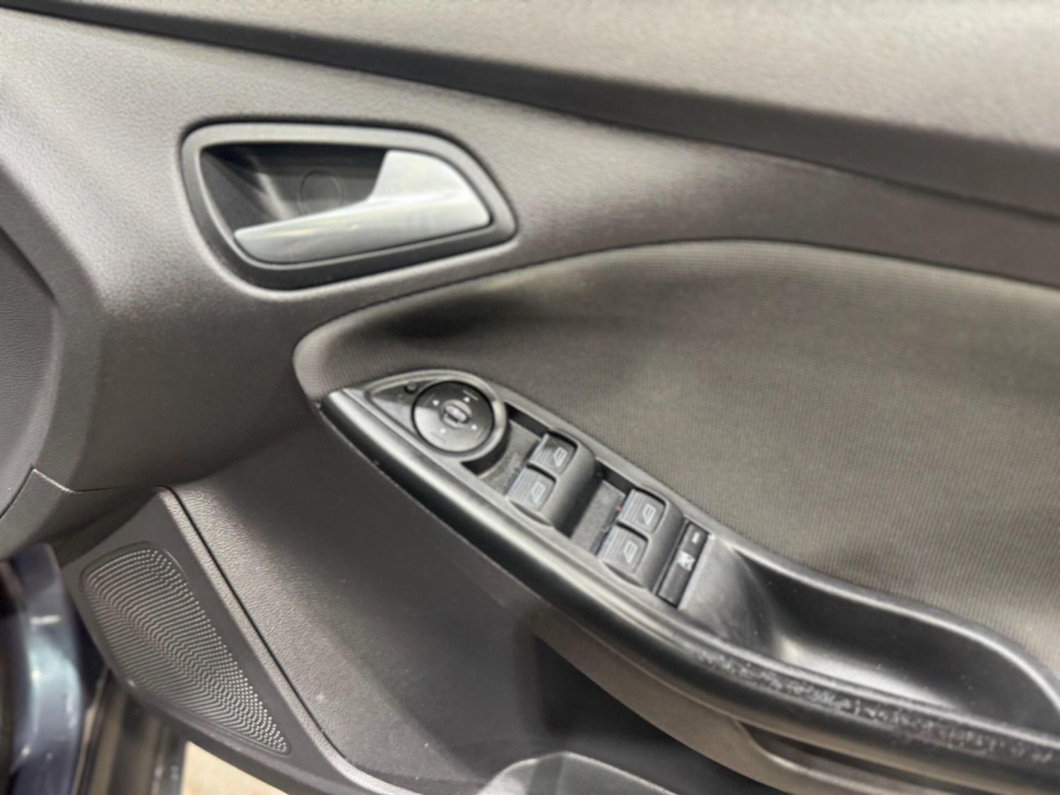 Used Ford Focus 2011 for sale - 77454683: Photo 12