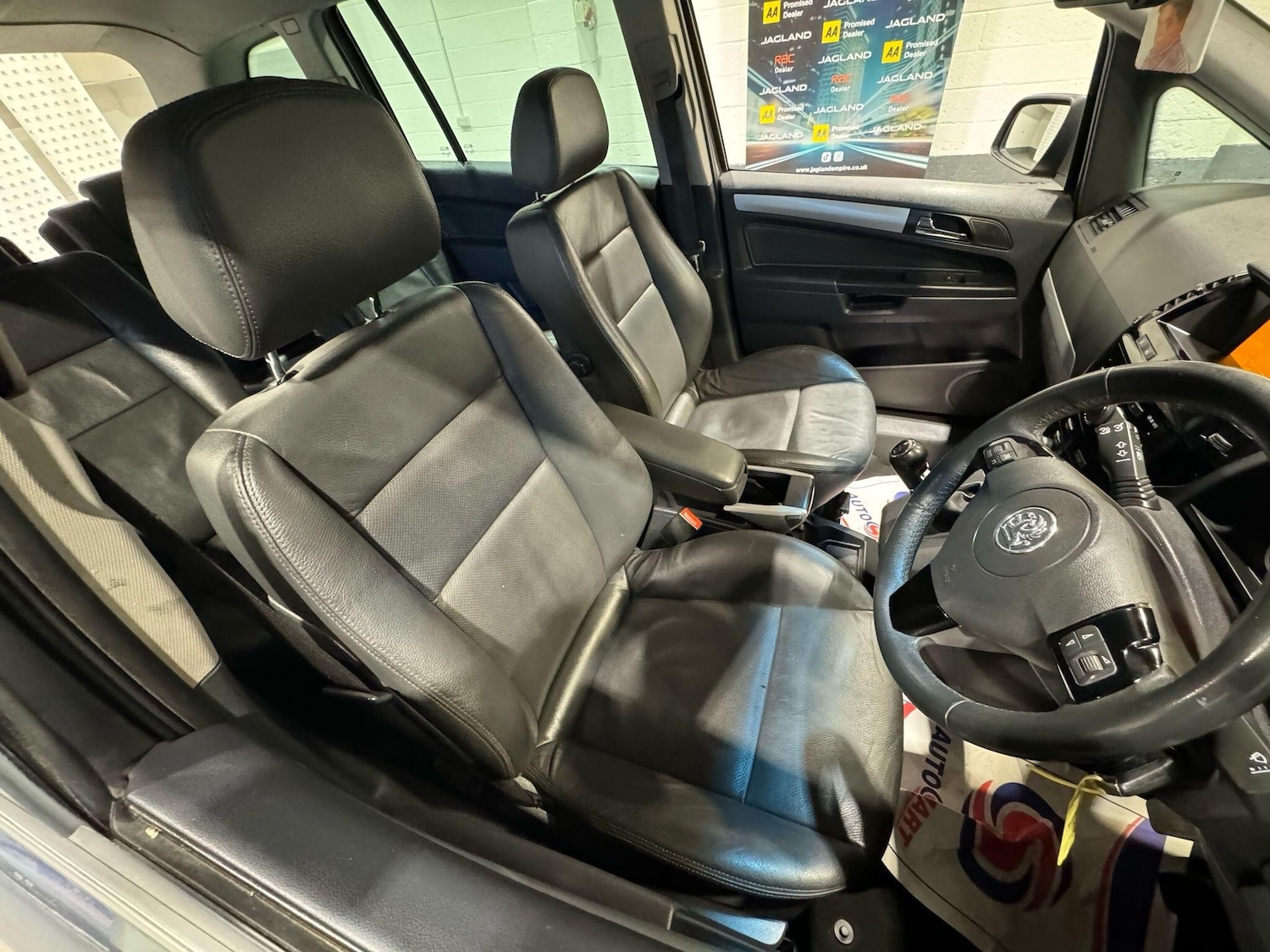 Used Vauxhall Zafira 2011 for sale - 77372628: Photo 16