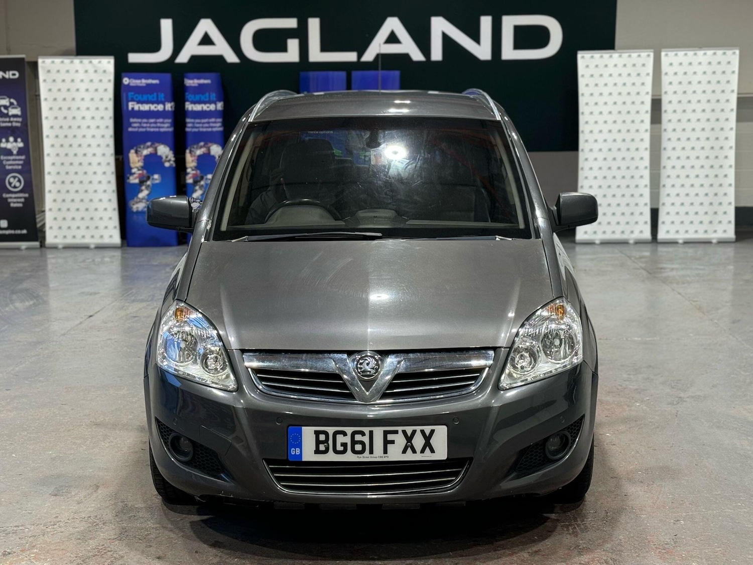 Used Vauxhall Zafira 2011 for sale - 77372628: Photo 3