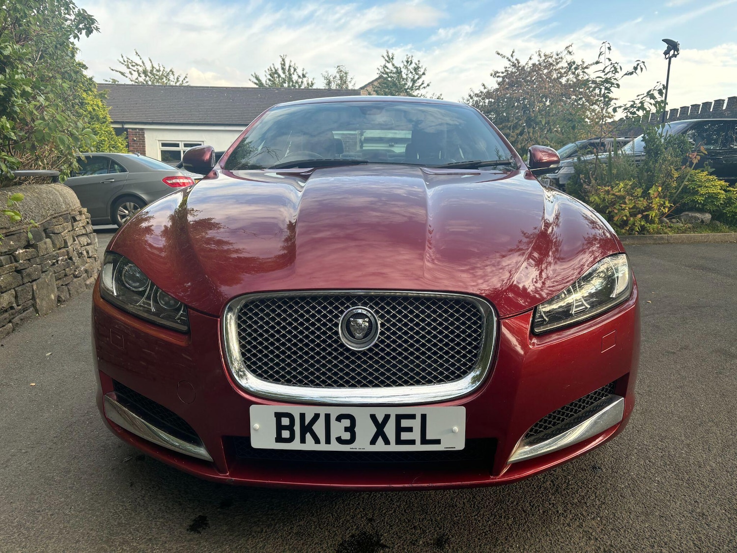 Used Jaguar XF 2013 for sale - 77372571: Photo 2