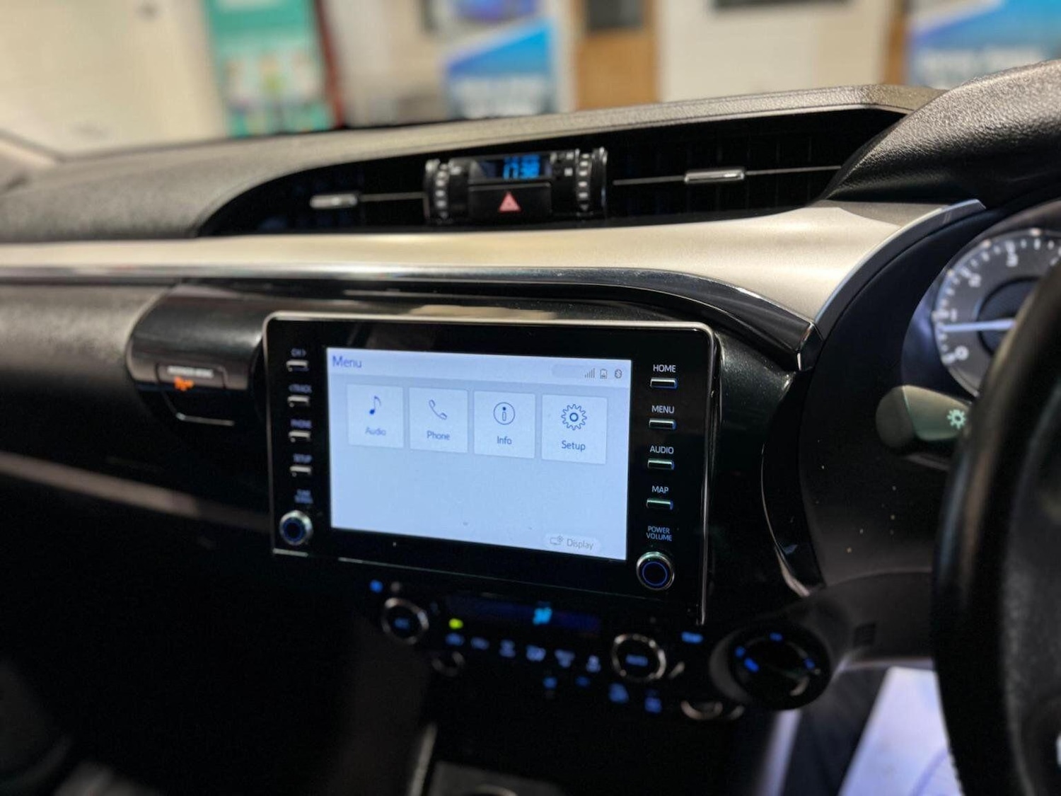 Used Toyota Hilux 2021 for sale - 77793365: Photo 19