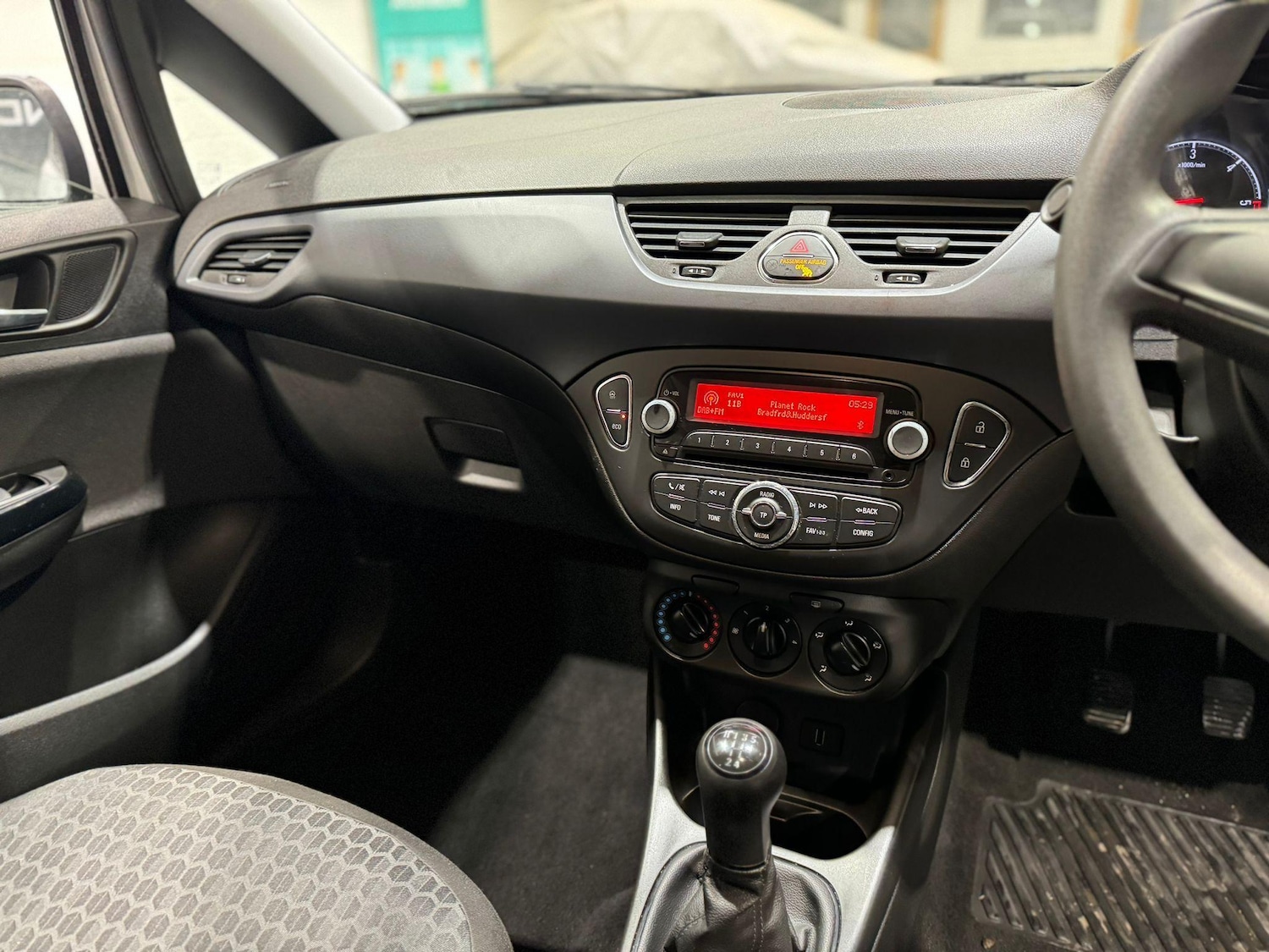 Used Vauxhall Corsa 2016 for sale - 77372618: Photo 10