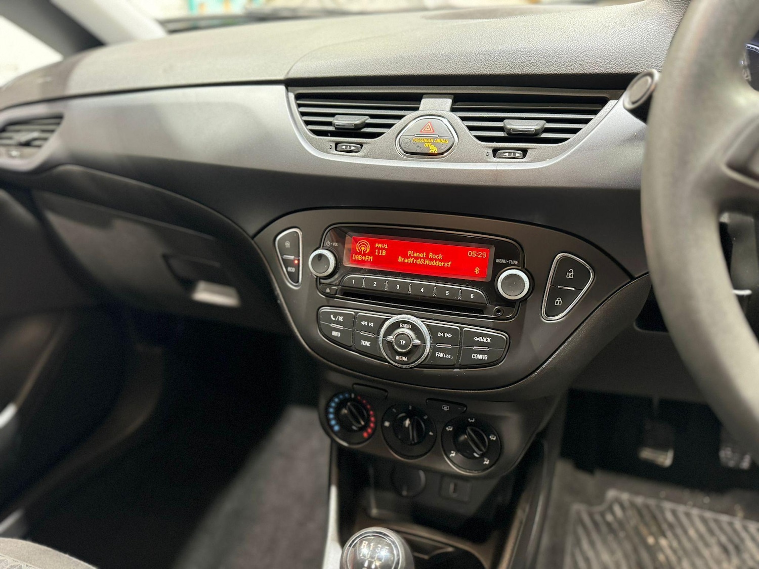 Used Vauxhall Corsa 2016 for sale - 77372618: Photo 13