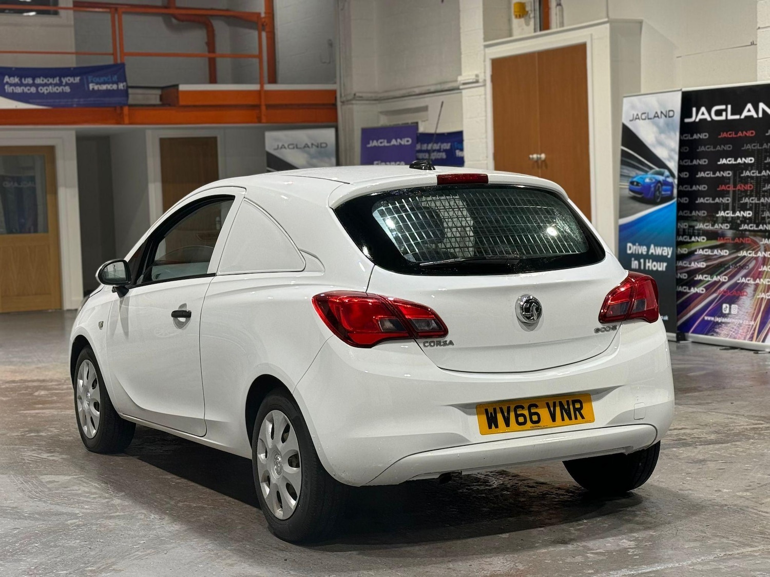Used Vauxhall Corsa 2016 for sale - 77372618: Photo 5