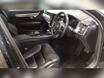 Used Volvo V90 2018 for sale - 79425828: Photo