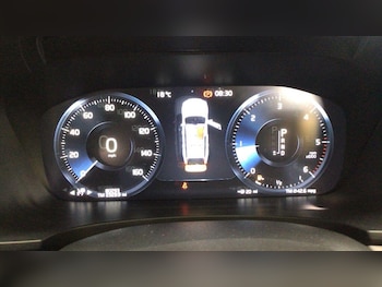 Used Volvo V90 2018 for sale - 79425828: Photo