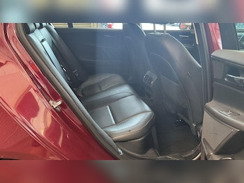 Used Jaguar XE 2016 for sale - 79471507: Photo