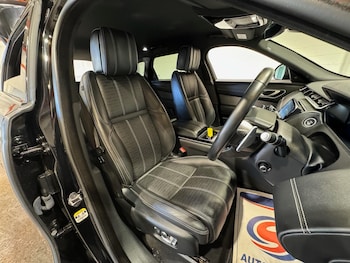 Used Land Rover Range Rover Velar 2018 for sale - 79116400: Photo