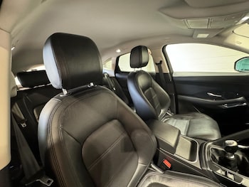 Used Jaguar E-Pace 2018 for sale - 79316992: Photo