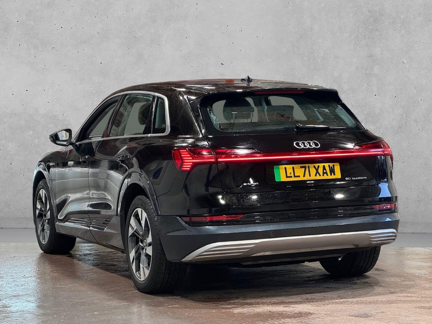 Used Audi e-tron 2021 for sale - 77455708: Photo 4