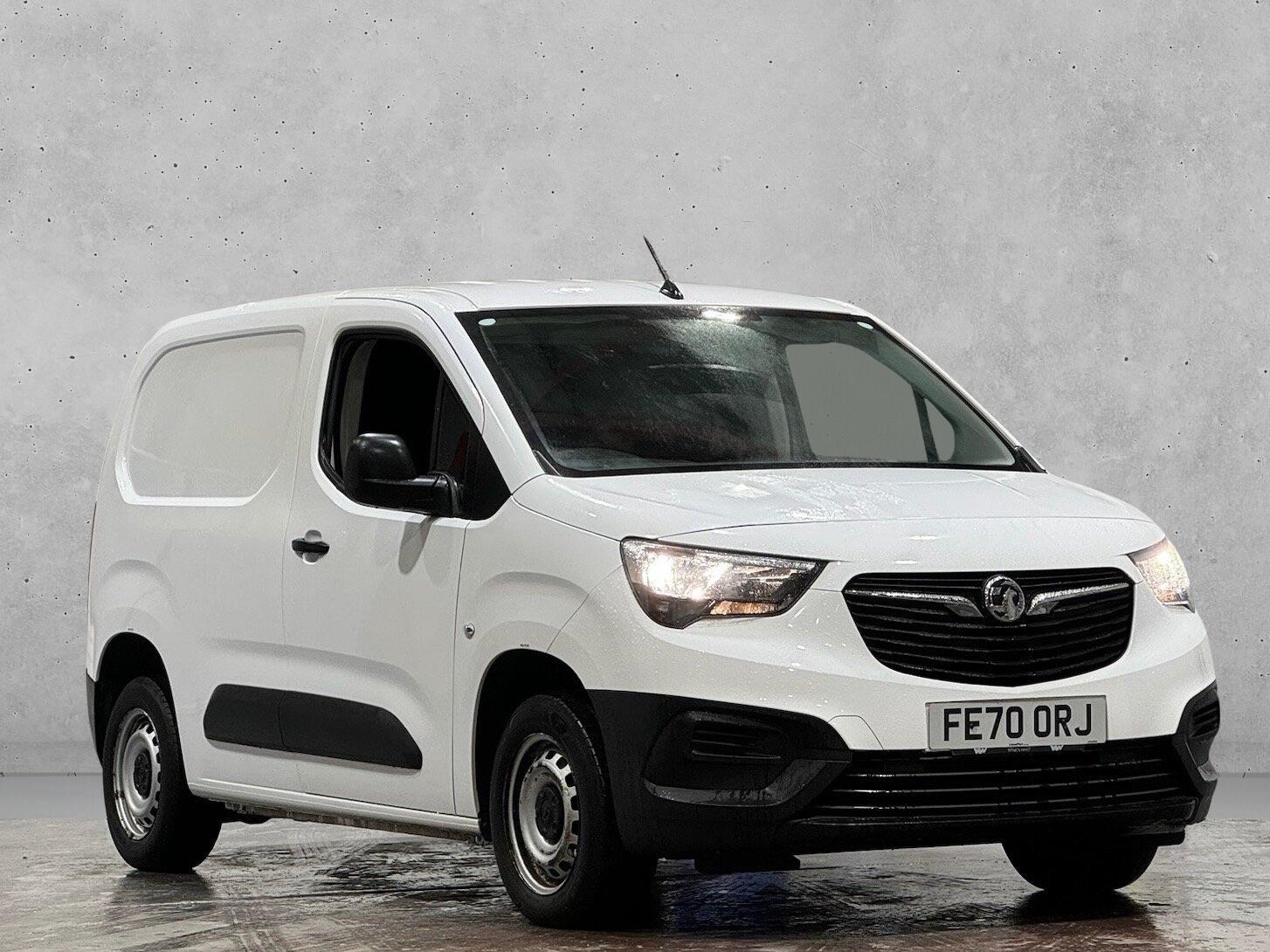 Used Vauxhall Combo 2020 for sale - 77372609: Photo 2