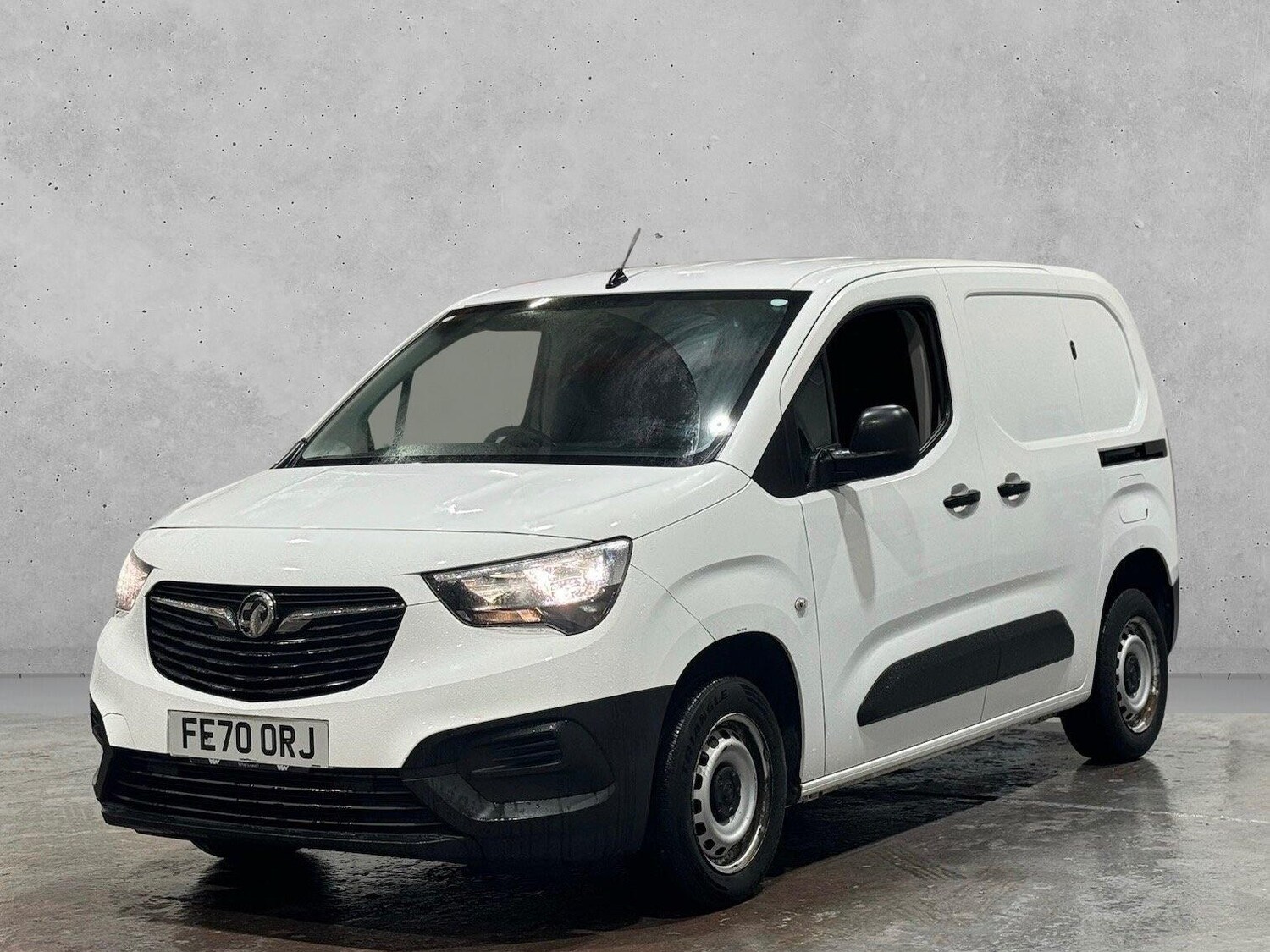 Used Vauxhall Combo 2020 for sale - 77372609: Photo 3