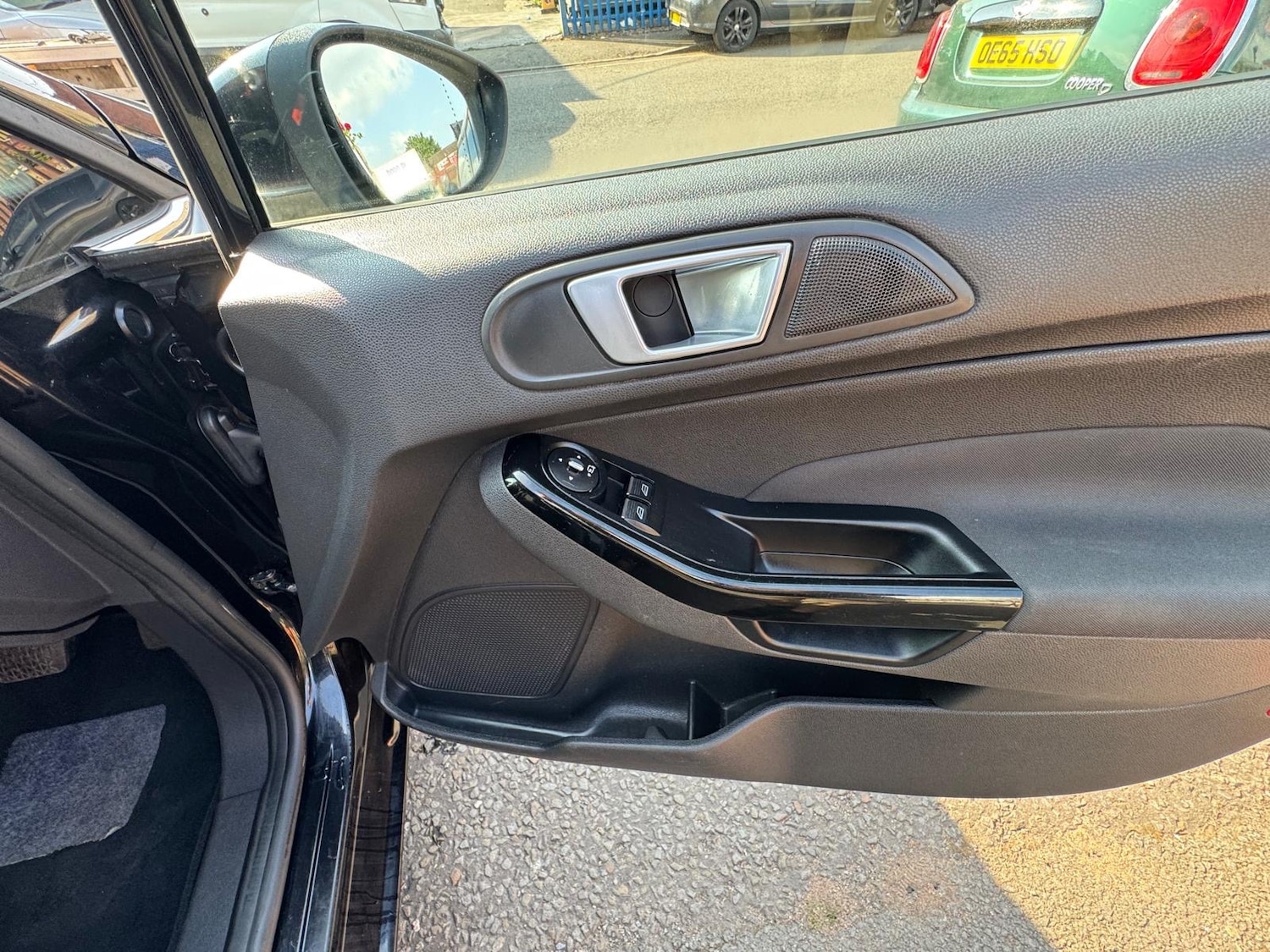 Used Ford Fiesta 2012 for sale - 76533339: Photo 9