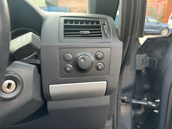 Used Vauxhall Zafira 2013 for sale - 75593327: Photo 16