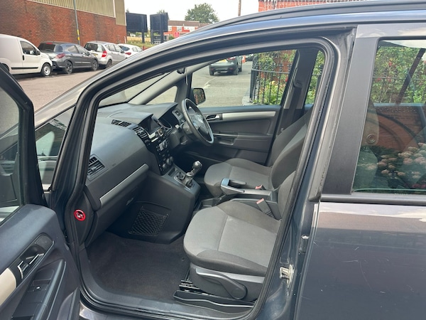 Used Vauxhall Zafira 2013 for sale - 75593327: Photo 17