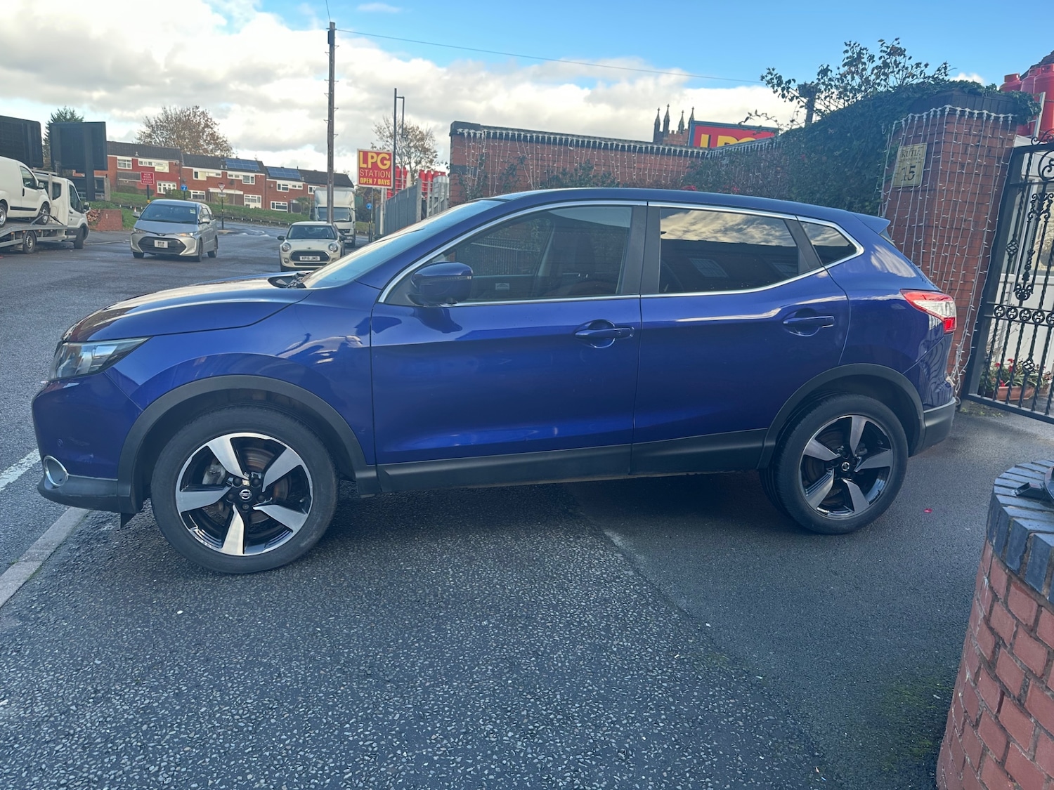 Used Nissan Qashqai 2016 for sale - 76510798: Photo 4