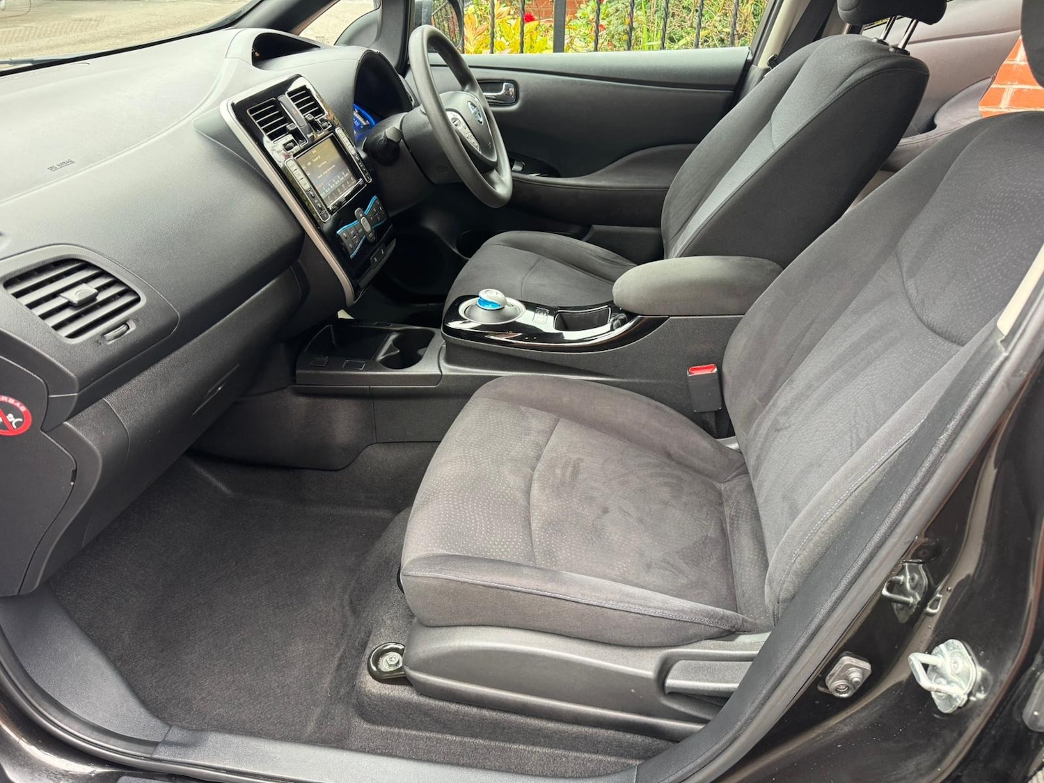 Used Nissan Leaf 2017 for sale - 76249487: Photo 20