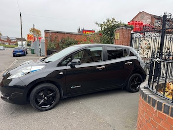 Used Nissan Leaf 2017 for sale - 76249487: Photo 4