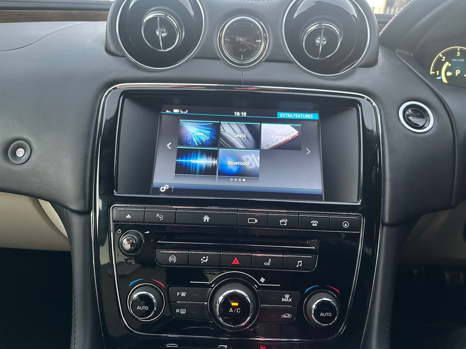 Used Jaguar XJ 2016 for sale - 76974614: Photo 13