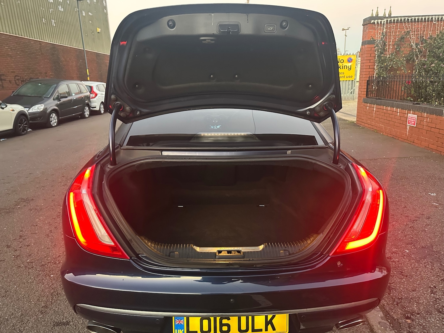 Used Jaguar XJ 2016 for sale - 76974614: Photo 58