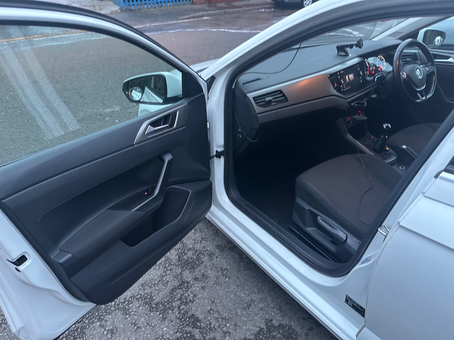 Used Volkswagen Polo 2019 for sale - 77395301: Photo 16