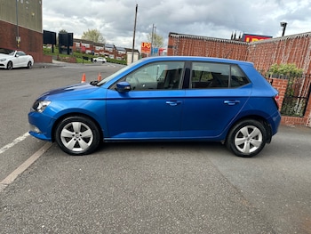 Used Skoda Fabia 2015 for sale - 79252560: Photo