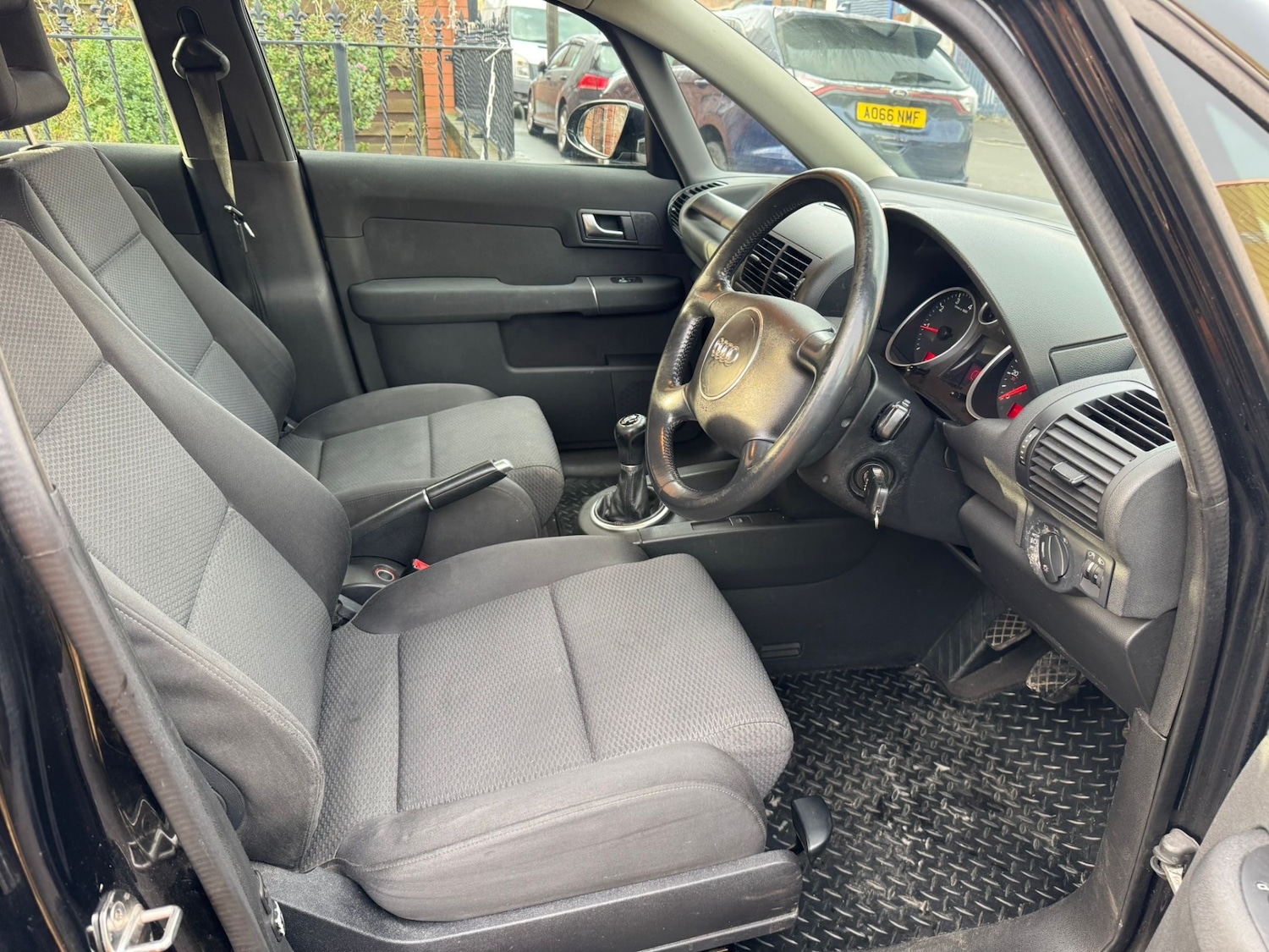 Used Audi A2 2002 for sale - 77395340: Photo 10