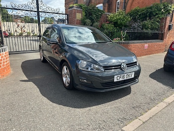 Used Volkswagen Golf 2016 for sale - 77242023: Photo