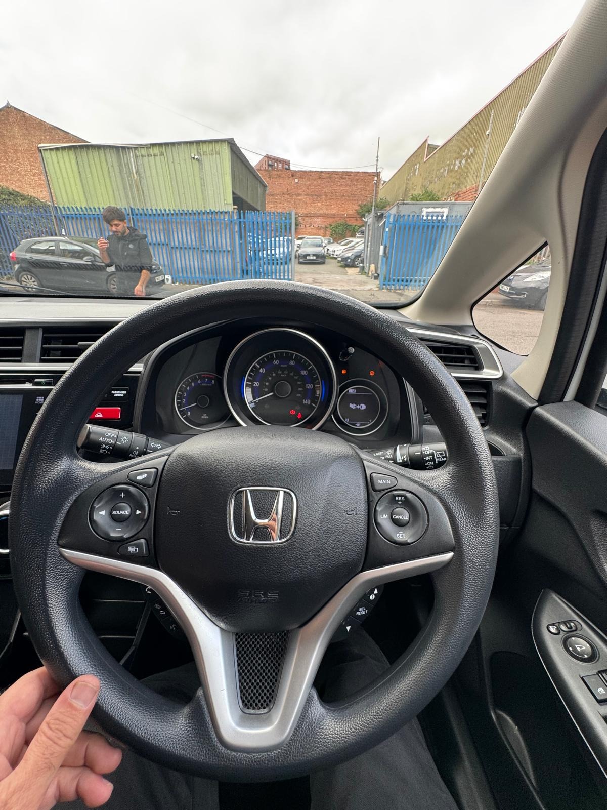 Used Honda Jazz 2016 for sale - 76237453: Photo 17