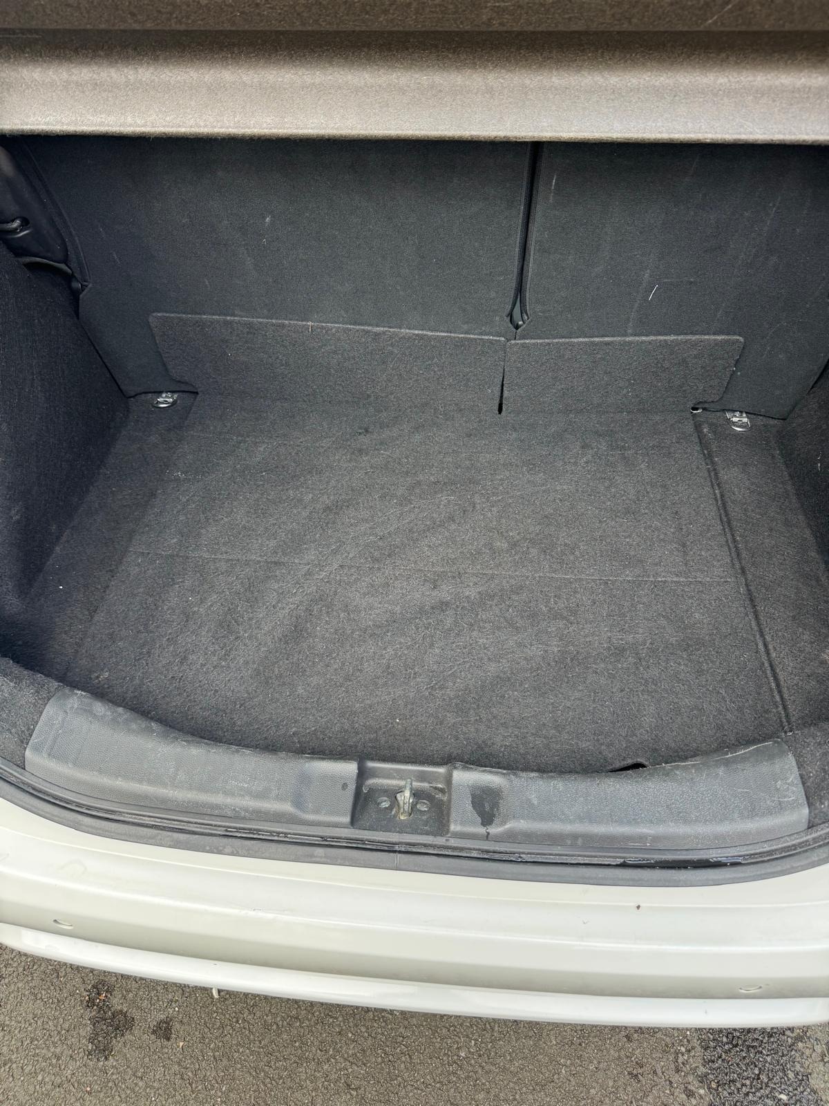 Used Honda Jazz 2016 for sale - 76237453: Photo 27