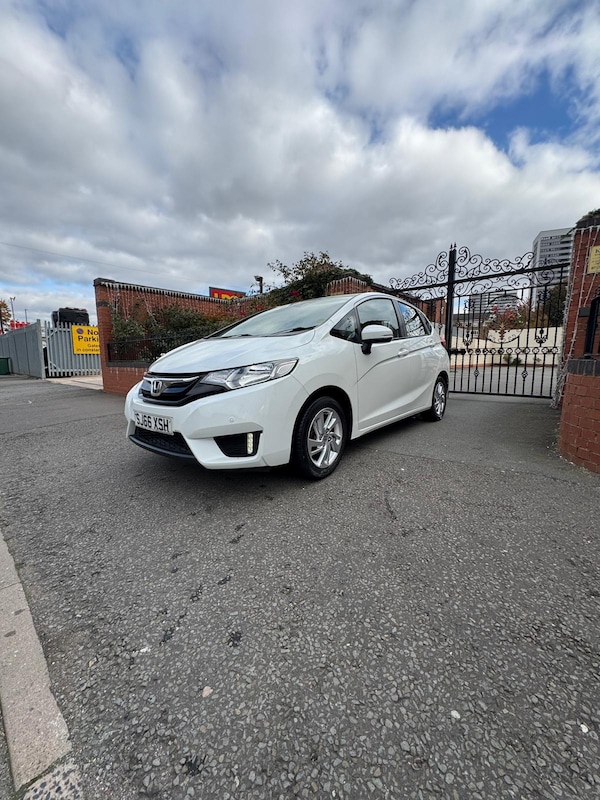 Used Honda Jazz 2016 for sale - 76237453: Photo 3