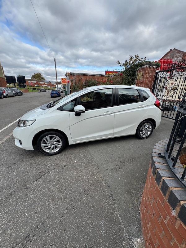 Used Honda Jazz 2016 for sale - 76237453: Photo 5