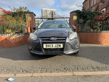 Used Ford Focus 2013 for sale - 76237456: Photo
