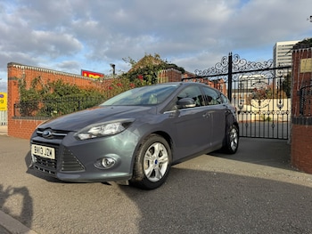Used Ford Focus 2013 for sale - 76237456: Photo