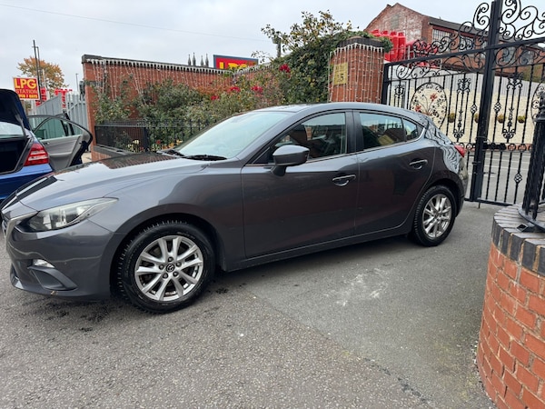 Used Mazda Mazda3 2016 for sale - 76249624: Photo 3