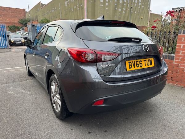 Used Mazda Mazda3 2016 for sale - 76249624: Photo 6