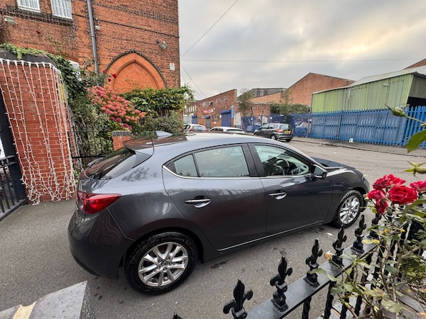 Used Mazda Mazda3 2016 for sale - 76249624: Photo 9
