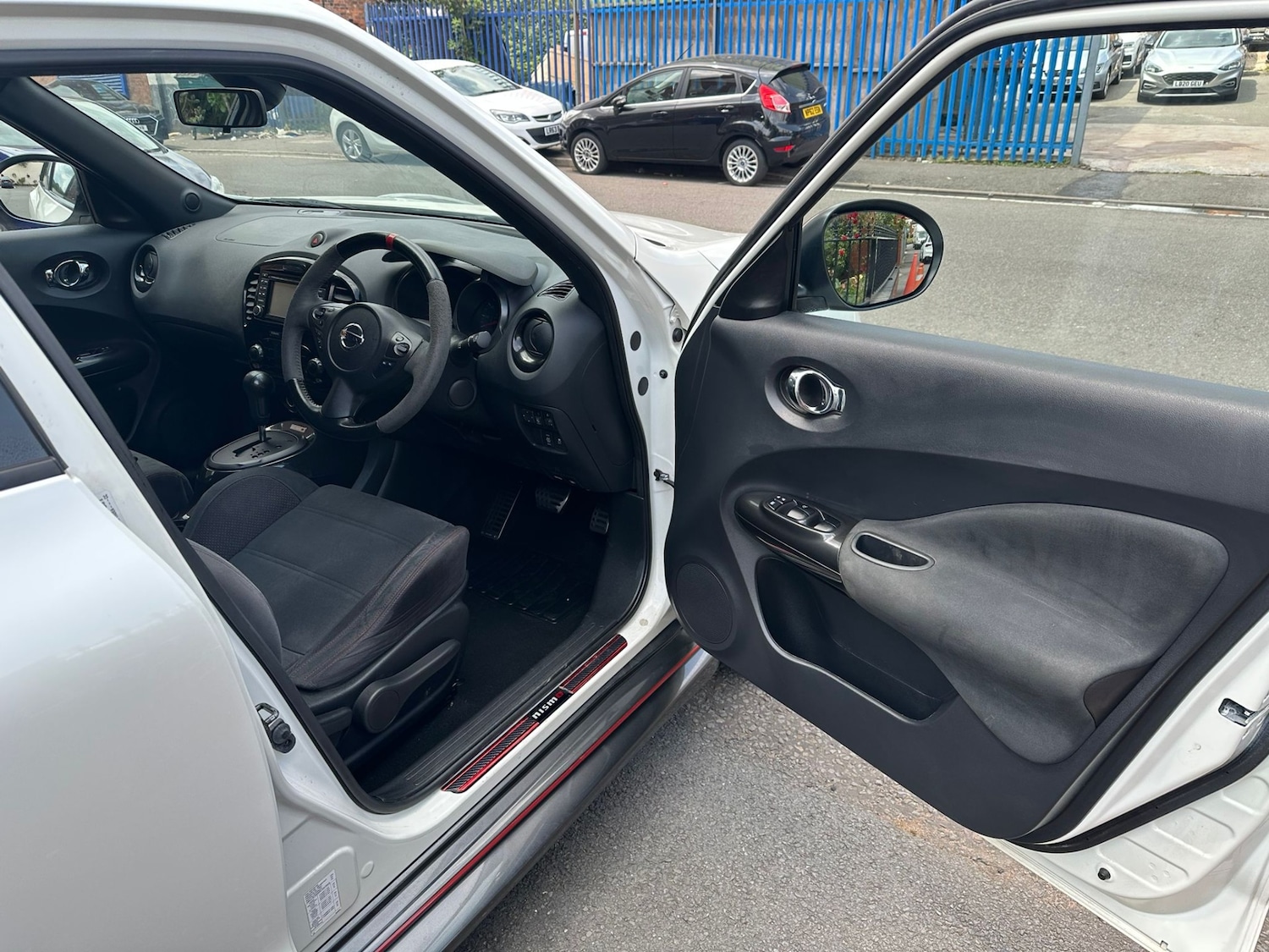 Used Nissan Juke 2014 for sale - 77242257: Photo 7