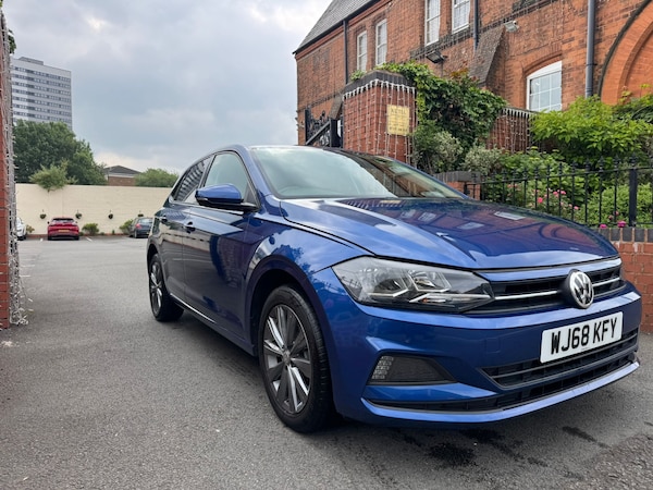 Used Volkswagen Polo 2018 for sale - 74904774: Photo 1