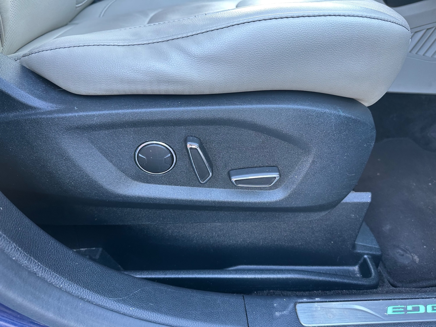 Used Ford Edge 2016 for sale - 76510628: Photo 17