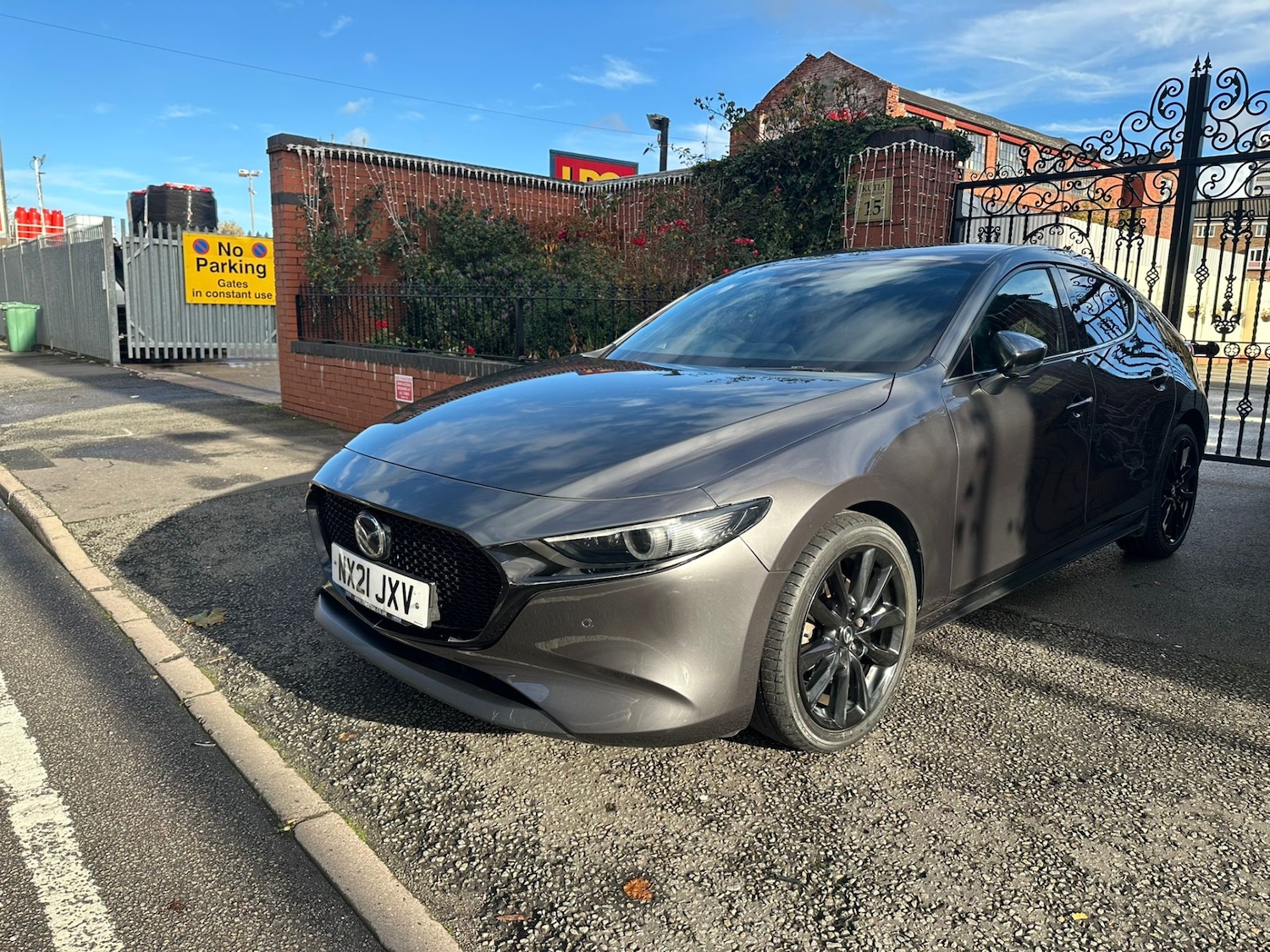 Used Mazda Mazda3 2021 for sale - 77395381: Photo 3