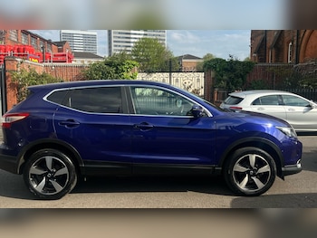 Used Nissan Qashqai 2017 for sale - 77242256: Photo