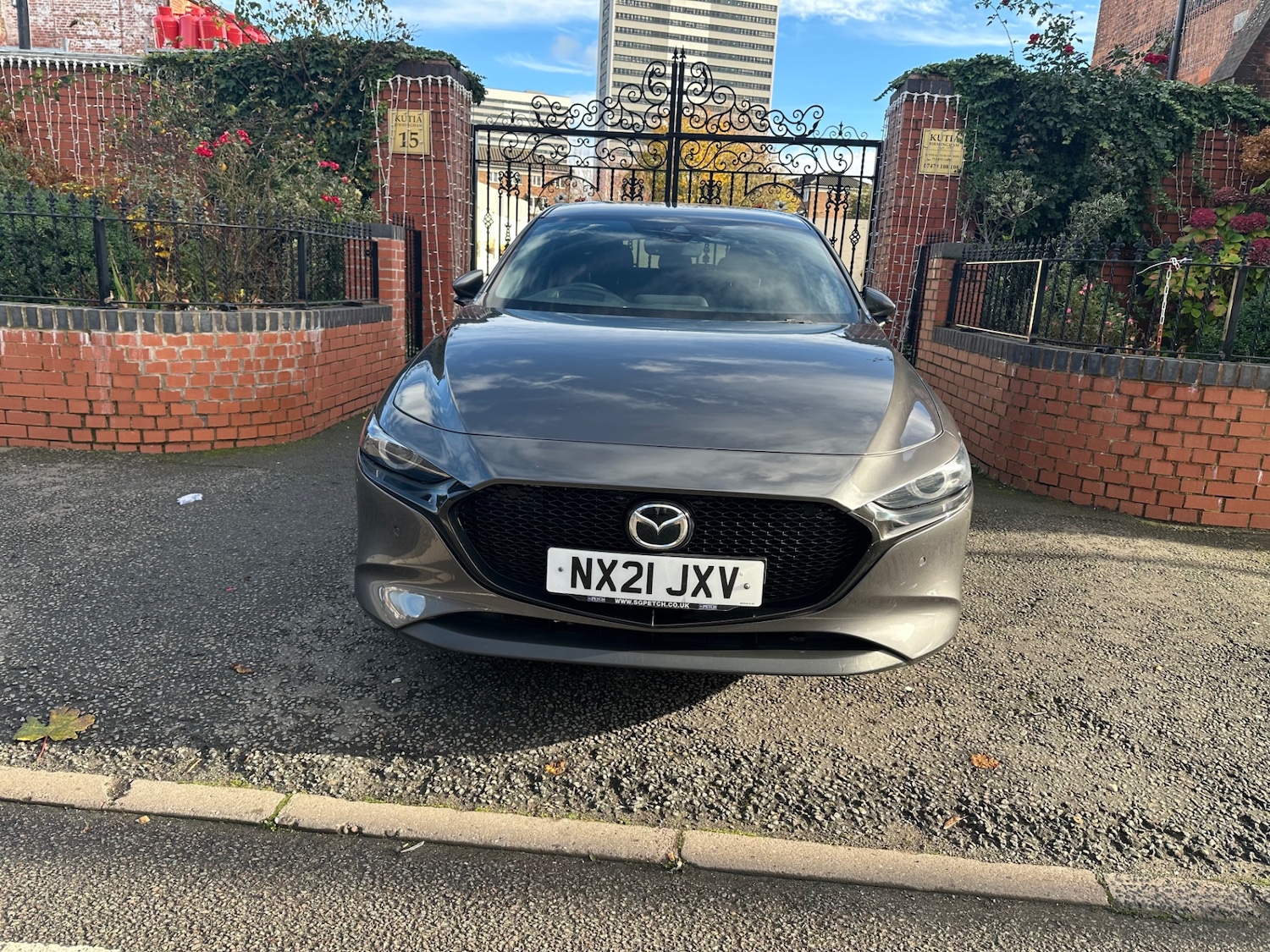 Used Mazda Mazda3 2021 for sale - 75468194: Photo 2