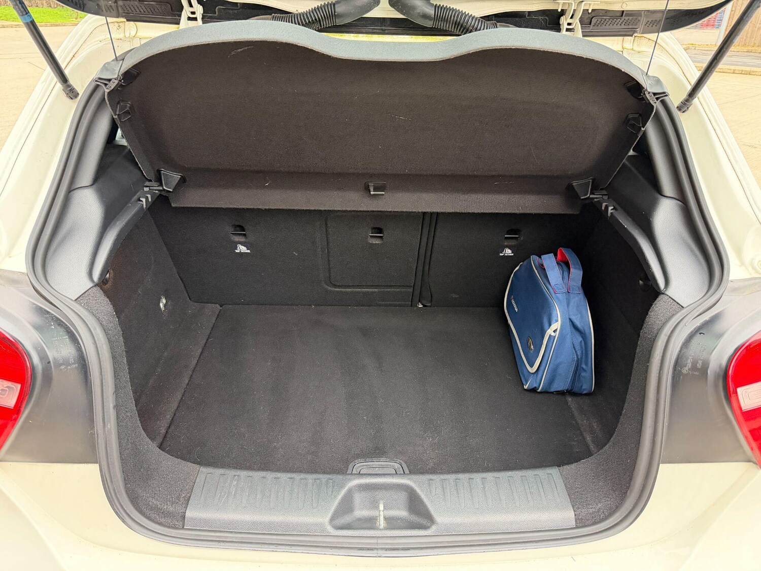 Used Mercedes-Benz A-Class 2014 for sale - 77785720: Photo 8