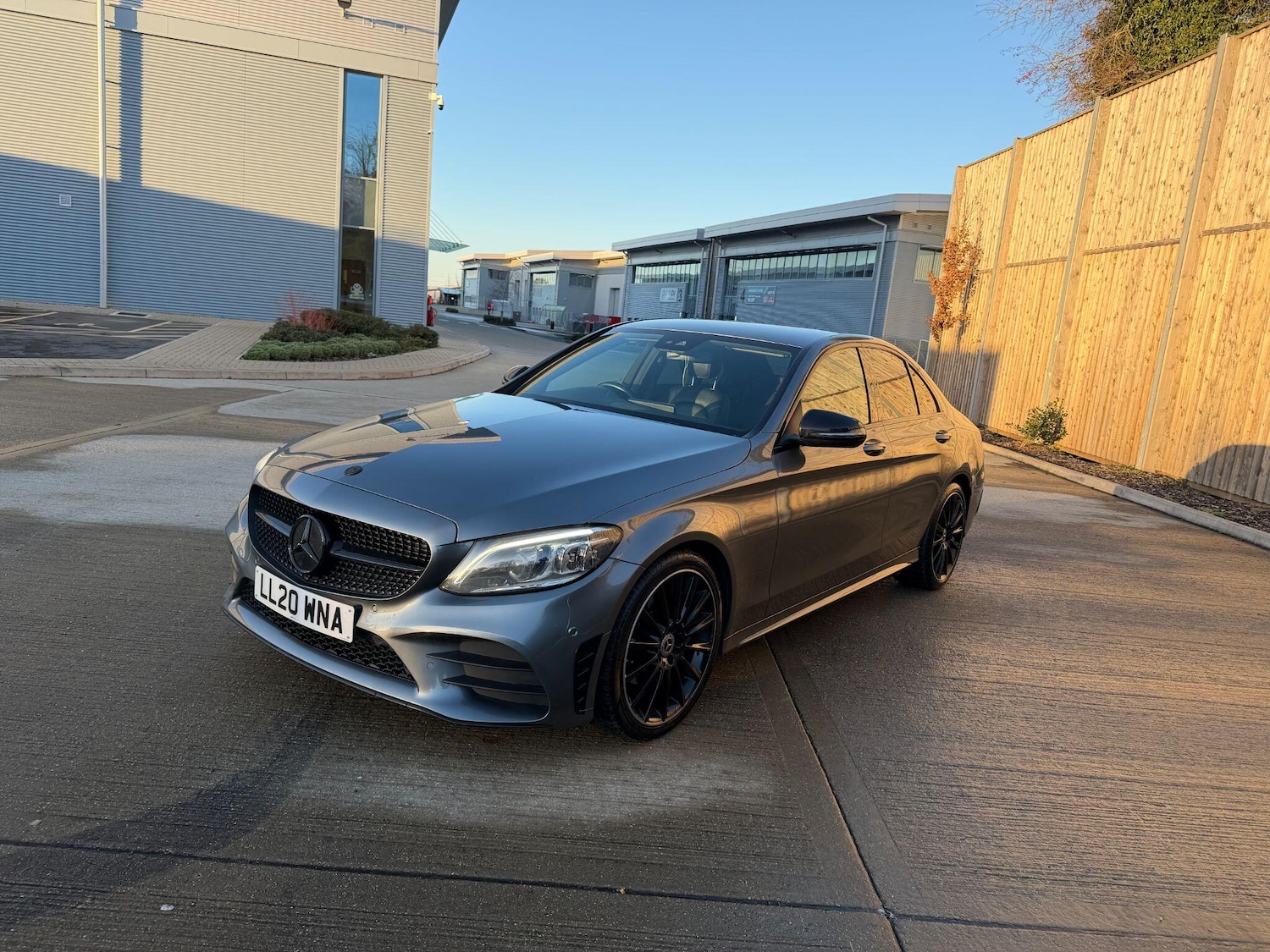 Used Mercedes-Benz C Class 2020 for sale - 77090799: Photo 3