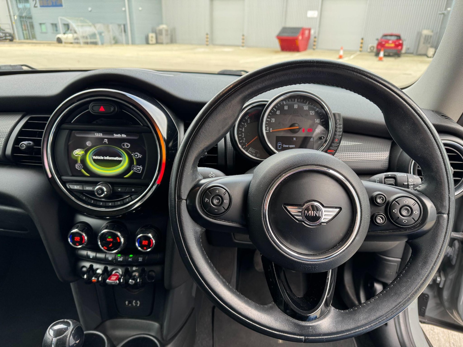 Used MINI Hatch 2015 for sale - 76645782: Photo 10