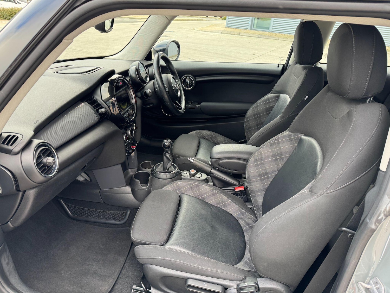 Used MINI Hatch 2015 for sale - 76645782: Photo 5