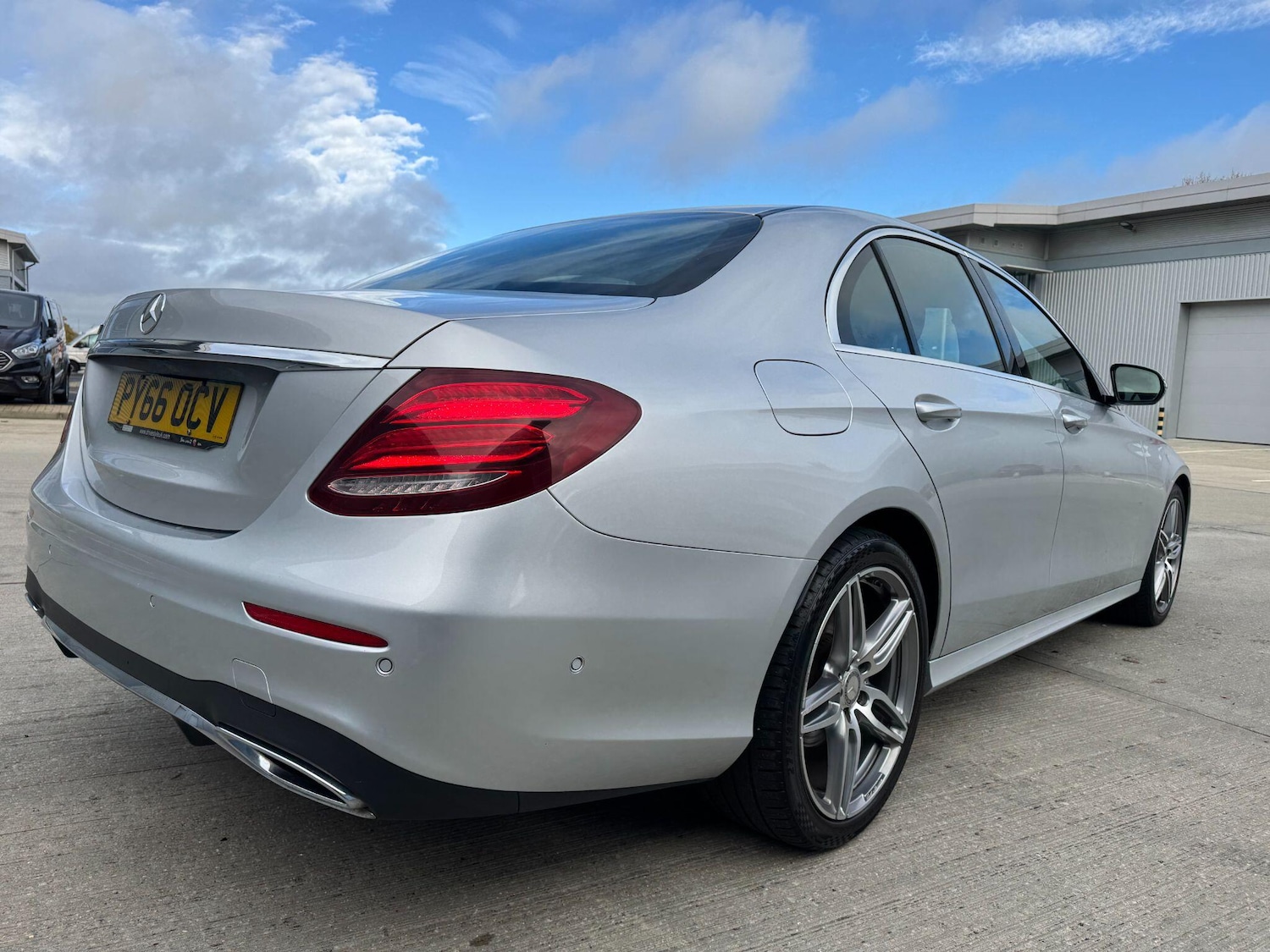 Used Mercedes-Benz E Class 2016 for sale - 76607820: Photo 13