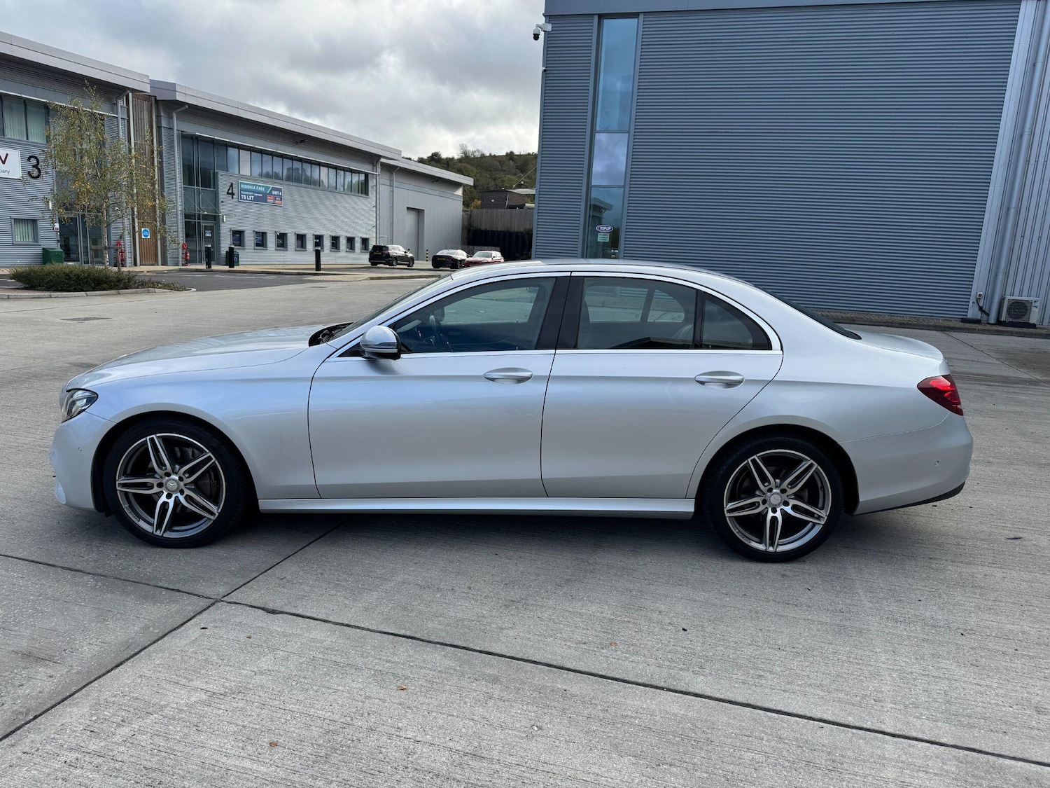 Used Mercedes-Benz E Class 2016 for sale - 76607820: Photo 15